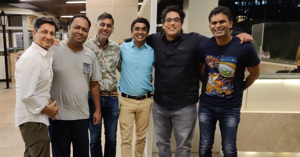 Kislay-Komal-Sameer-Saxena-TVF-PoshamPapictures